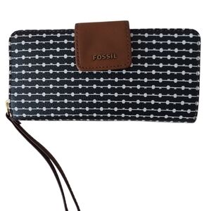 *NWT* Fossil Black and White Patterned Wallet with Brown Accent